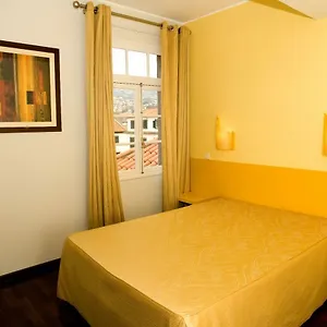 residencial-chafariz.madeira-islandshotels.com/